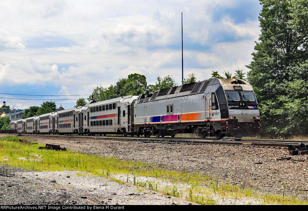 NJT 4521 on train 1168